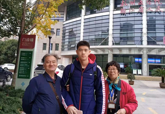破世界纪录！浙江运动员潘展乐夺得男子100米自由泳金牌(图3)