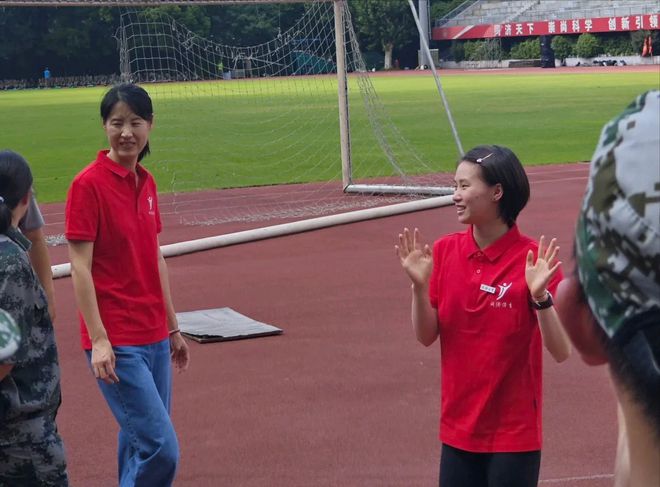 陈芋汐上大学了！所选专业和“眼镜哥”徐卓一相同网友：有格局(图6)
