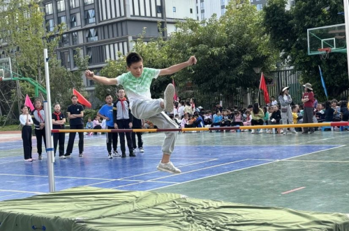 精彩无限！成都师范附属小学三圣分校2024年秋季运动会“燃”动秋日(图10)