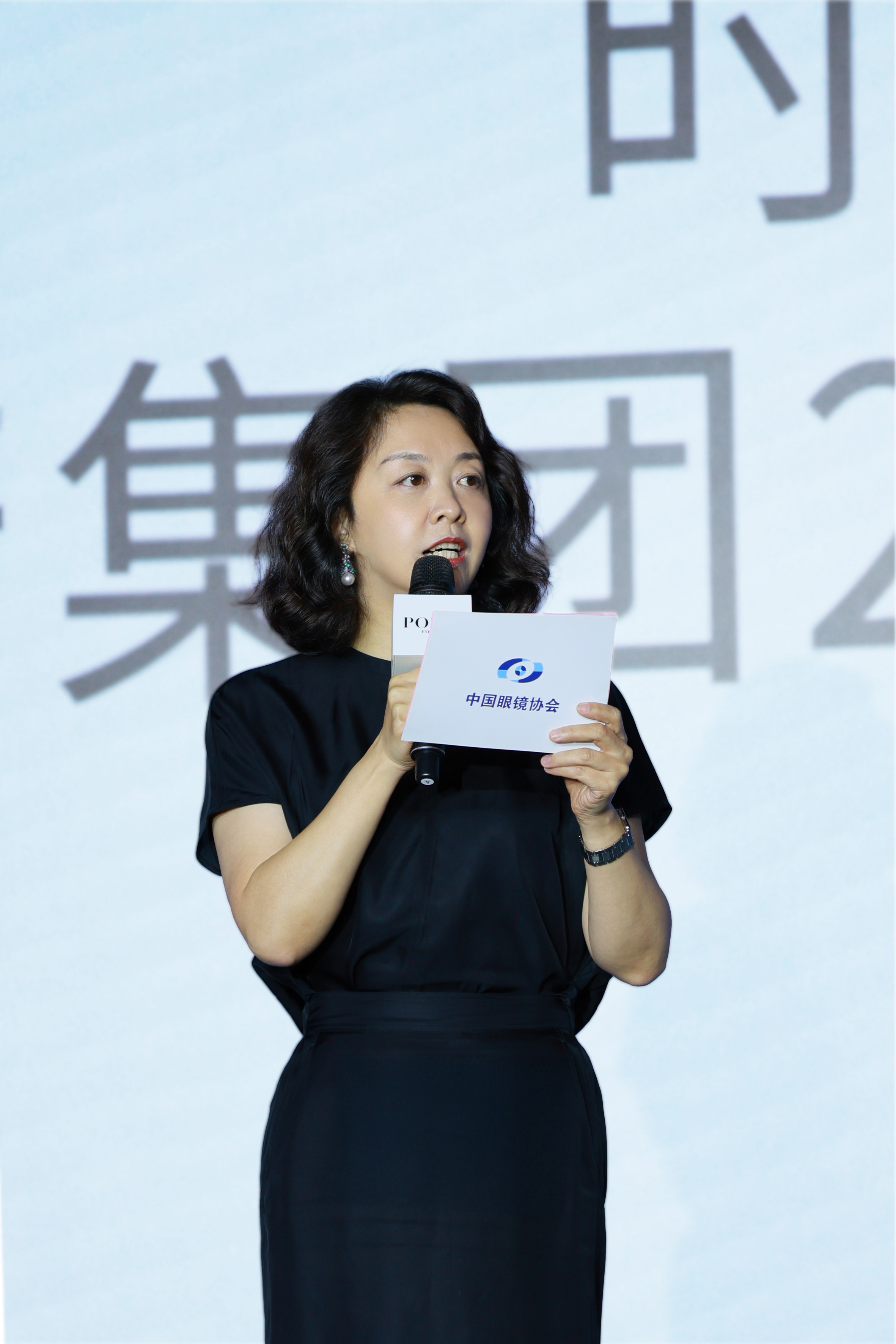 演员张钧甯出席PORTS眼镜2025春夏新品发布会(图2)