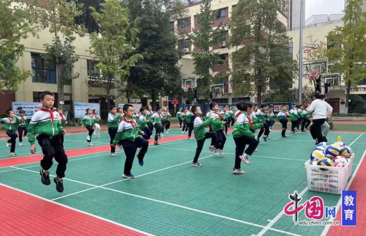 829张乒乓球桌！体教融合电子科大附小打了个样(图5)