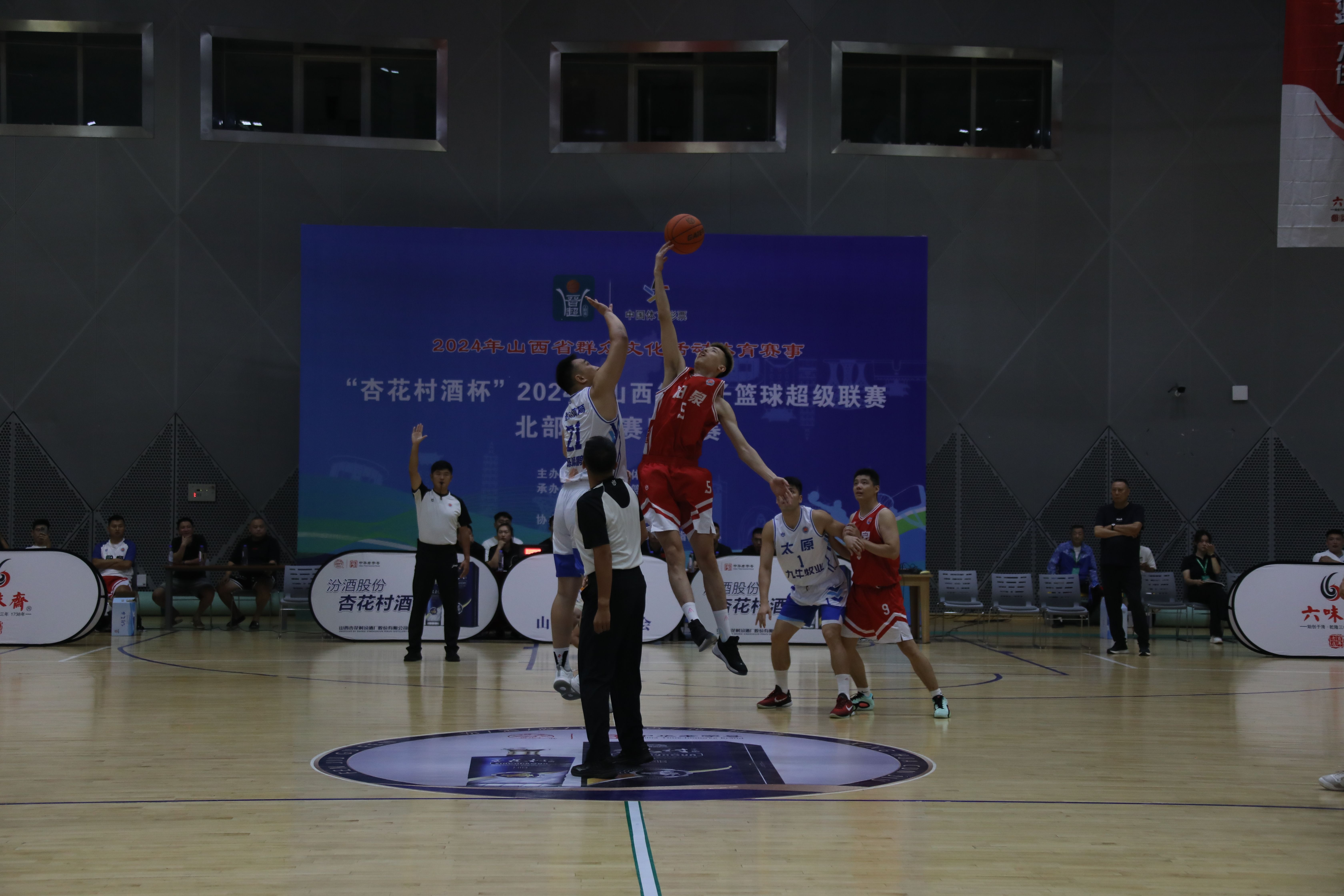 相关报道(图8)