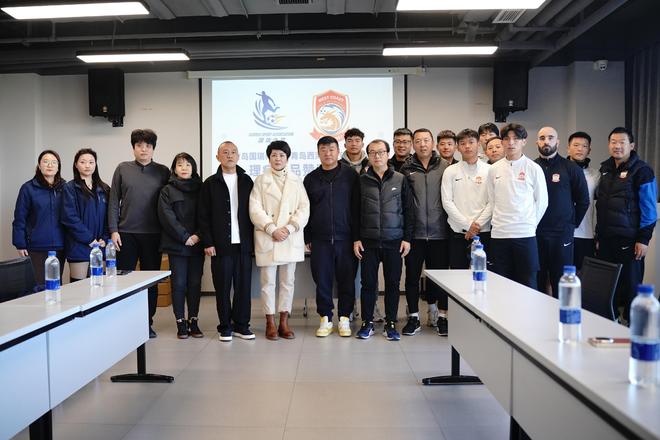 深化战略合作！国瑞体育向青岛西海岸足球俱乐部赞助80万元专业理疗产品护航球员健康(图2)